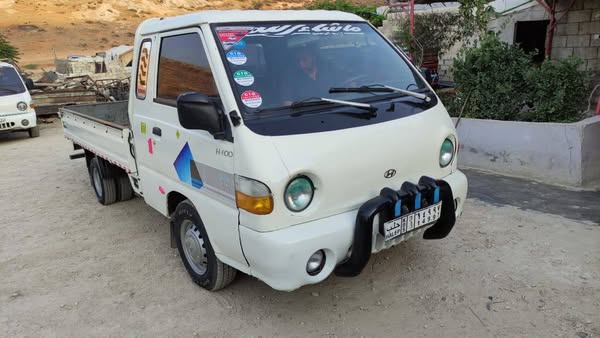 هيونداي H-100 2001 - صورة 1