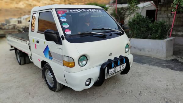 هيونداي H-100 2001 - صورة 3