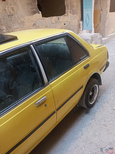 نيسان صني 1983 - صورة 4
