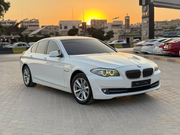 بي ام دبليو 520d 2011 - صورة 1