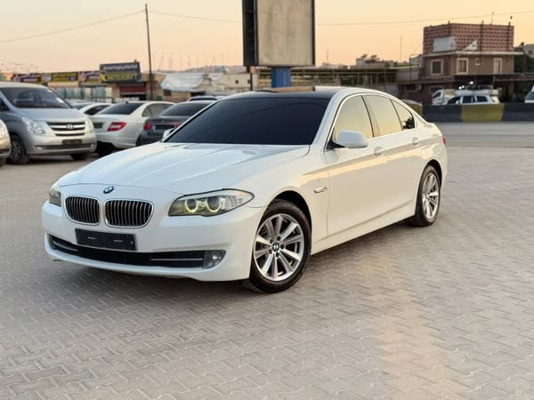 بي ام دبليو 520d 2011 - صورة 2