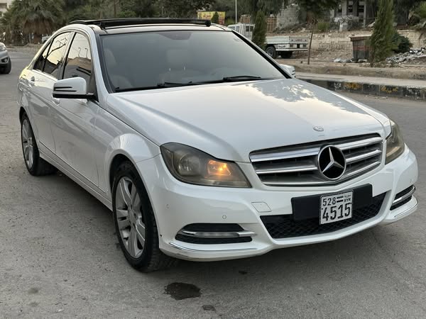 مرسيدس بنز C200 2013 - صورة 2