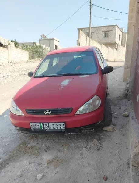 كيا ريو 2000 - صورة 1