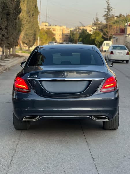 مرسيدس C300 2015 - صورة 2