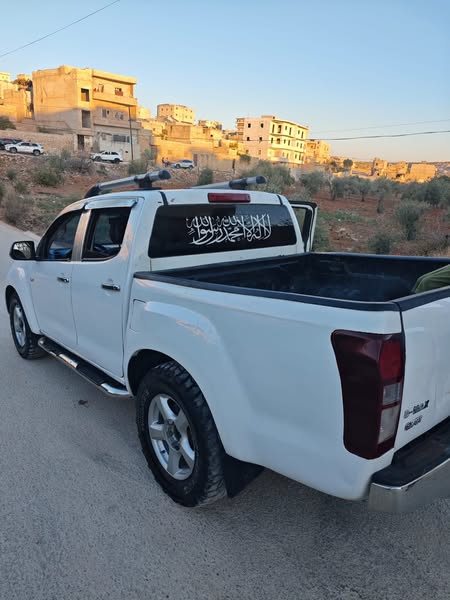 ايسوزو بيكاب 2016 - صورة 2