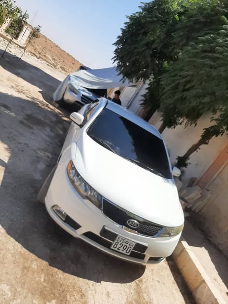كيا فورتي 2012 - صورة 1