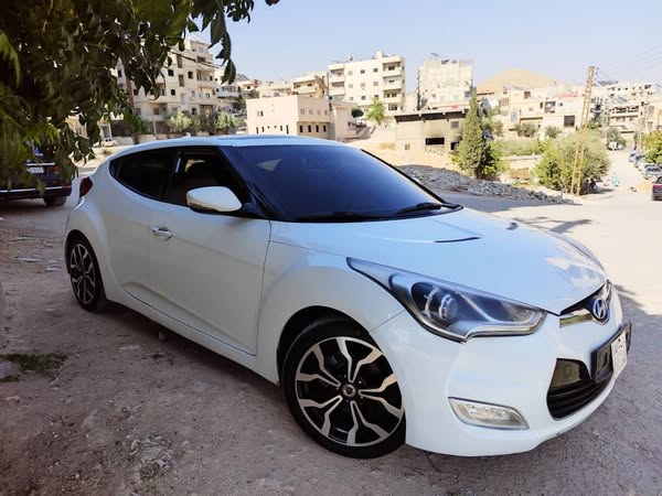 هيونداي فولستر 2012 - صورة 1