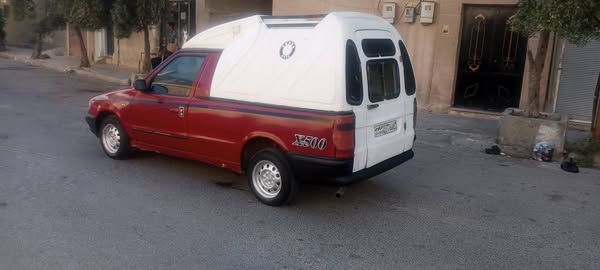 سكودا بيك اب 1998 - صورة 1