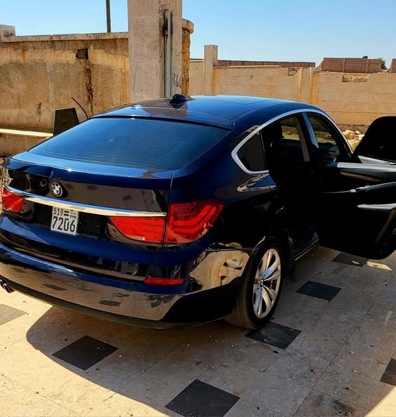 BMW جران توريزمو 2011 - صورة 2