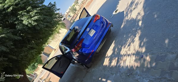 كيا اوبتما 2011 - صورة 3