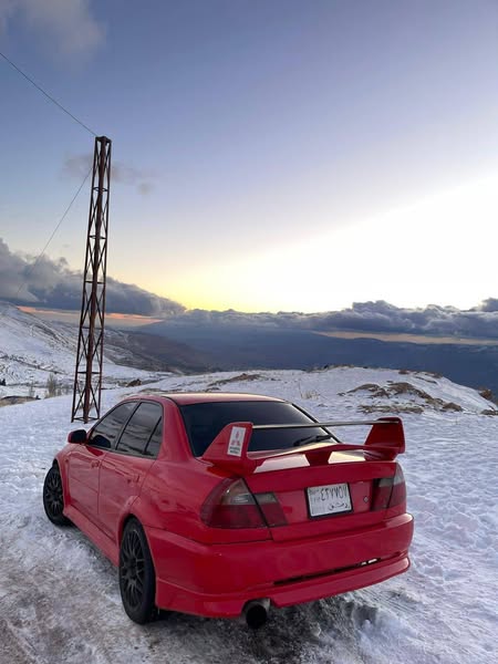 Mitsubishi Evolution 1998 - صورة 3