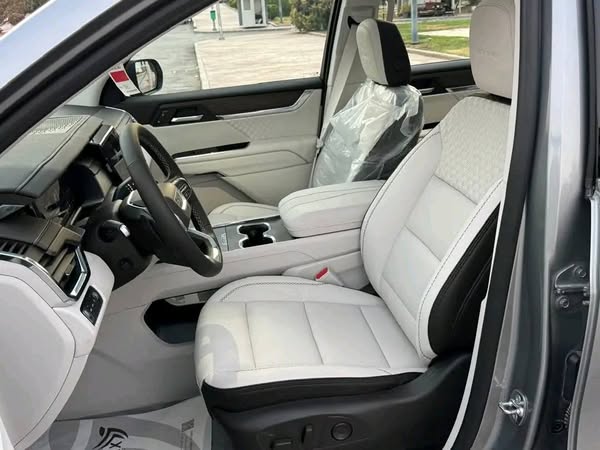 GMC Acadia 2024 - صورة 4