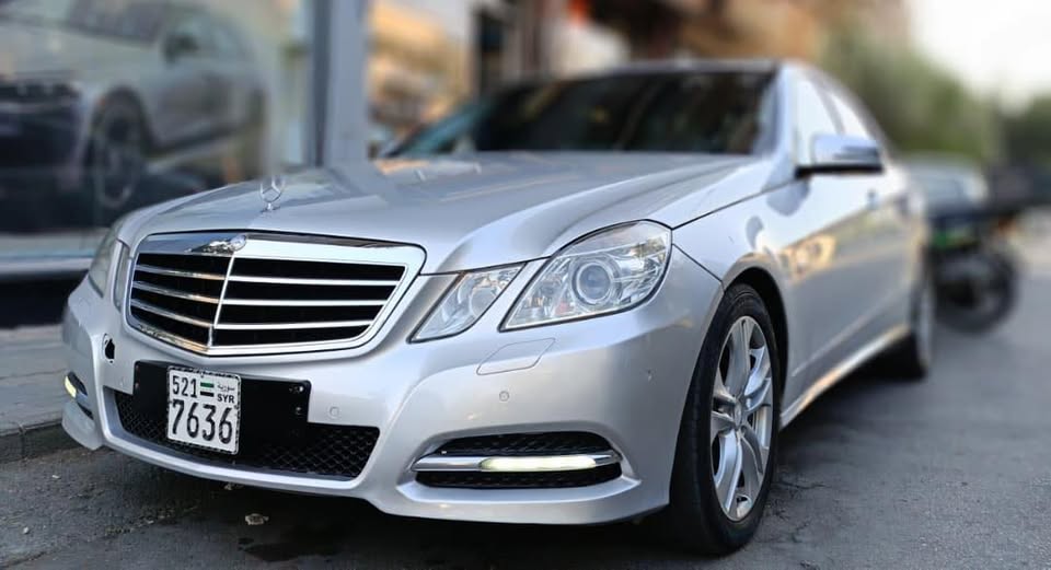 مرسيدس بنز E200 2011