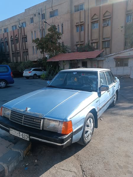 مازدا 929 1983 - صورة 4