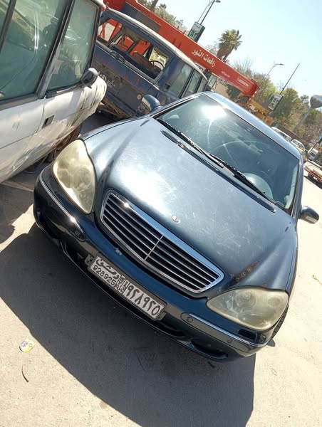 مرسيدس S-Class 2002 - صورة 1