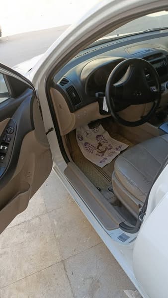 هيونداي افانتي 2008 - صورة 5