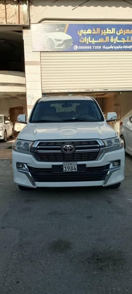 تويوتا لاندكروزر VXR 2009 - صورة 1