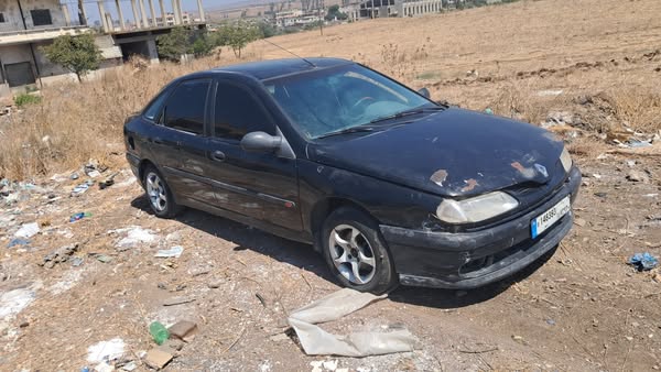 رينو لاغونا 1996 - صورة 1