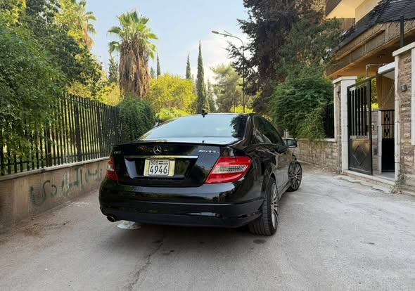 مرسيدس-بنز C 200 2011 - صورة 2