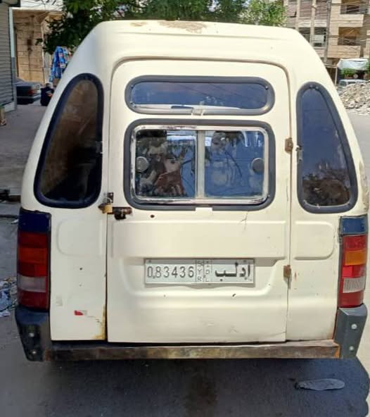 سكودا بيكاب 1994 - صورة 2