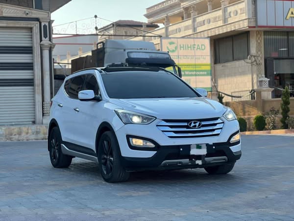 Hyundai Santa Fe 2013 - صورة 5