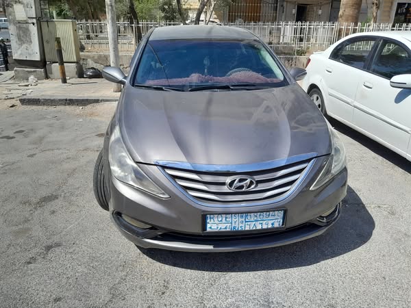 هونداي سوناتا 2011 - صورة 2