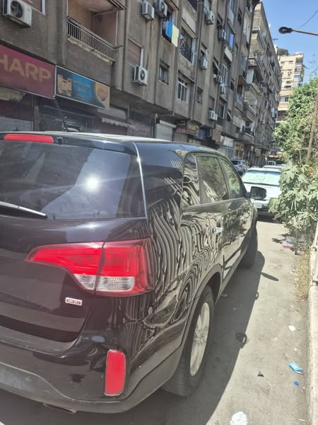 كيا سورينتو 2015 - صورة 3