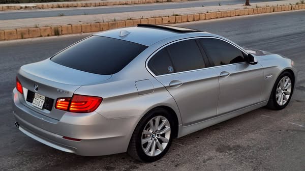 BMW 528i 2011 - صورة 5