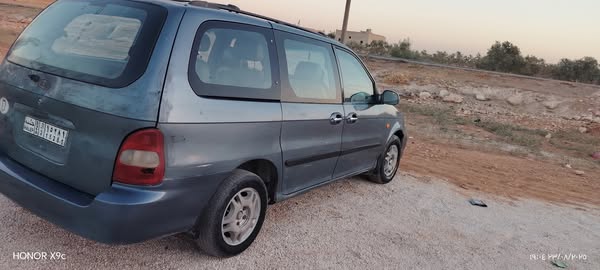 كيا كرنفان 2001 - صورة 4