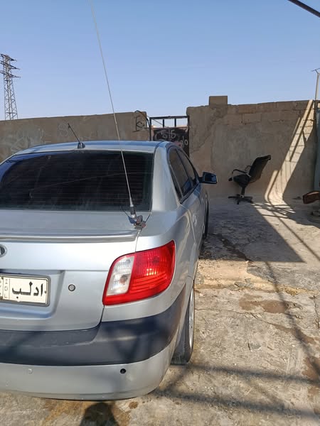 كيا ريو 2007 - صورة 1