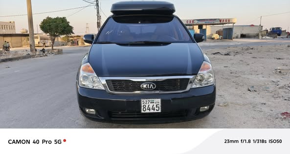 كيا كرنفال 2011 - صورة 5