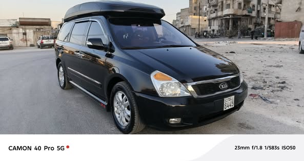 كيا كرنفال 2011 - صورة 4