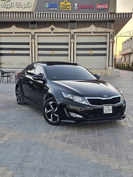 Kia K5 2011 - صورة 1