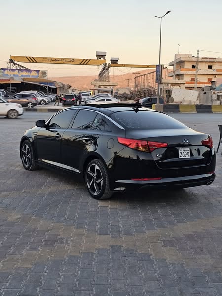 Kia K5 2011 - صورة 4