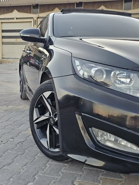 Kia K5 2011 - صورة 5