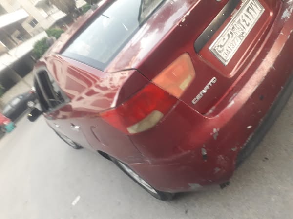 كيا فورتي 2010 - صورة 1