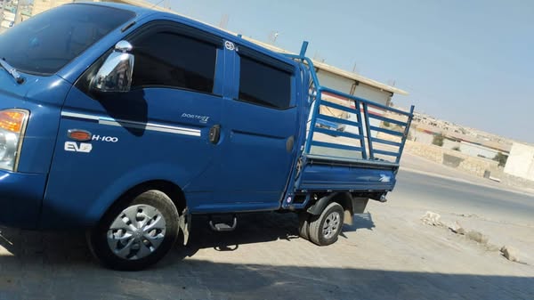 هيونداي بورتر H-100 2011 - صورة 1