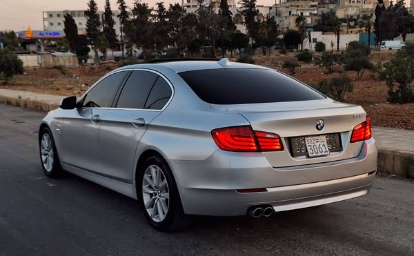 BMW 528i 2011 - صورة 5