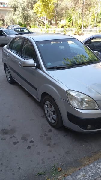 KIA RIO 2006 - صورة 2