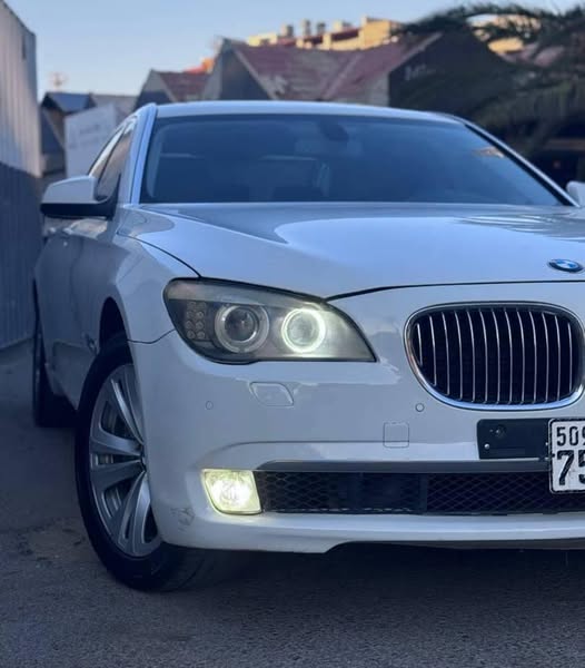 BMW 730Li 2012 - صورة 3