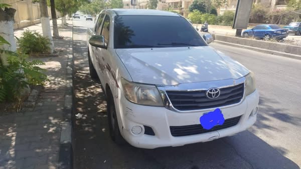 تويوتا هايلوكس 2014 - صورة 1