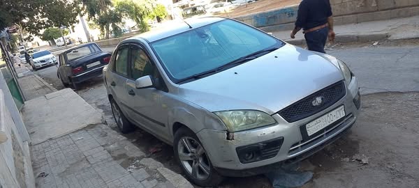 فورد فوكس 2006 - صورة 4