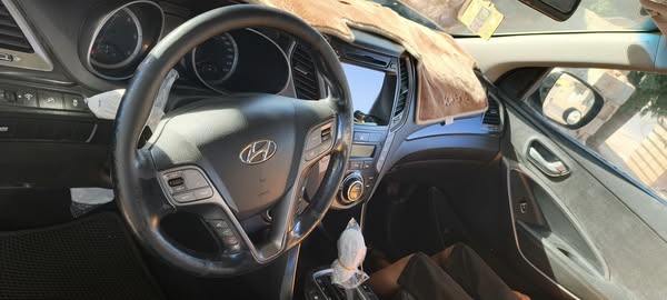 Hyundai Santa Fe 2013 - صورة 2