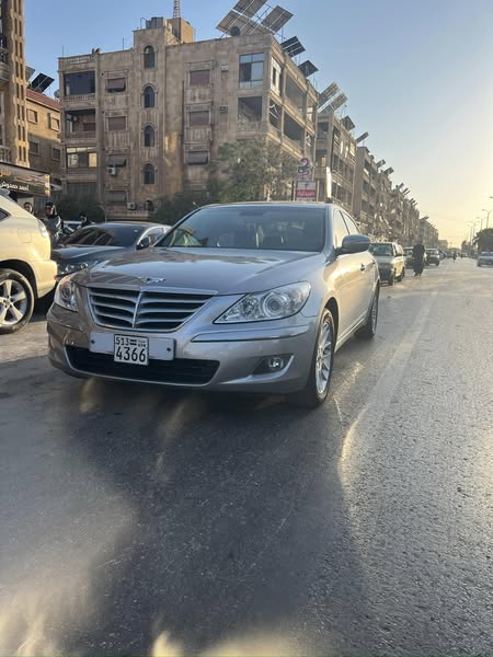 هيونداي جينسيس 2011 - صورة 2