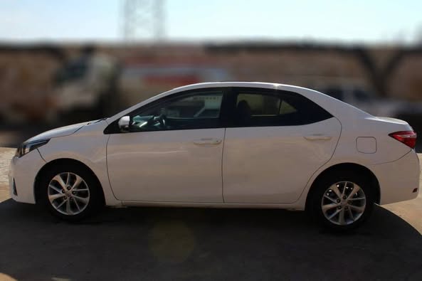 Toyota Corolla 2015 - صورة 1