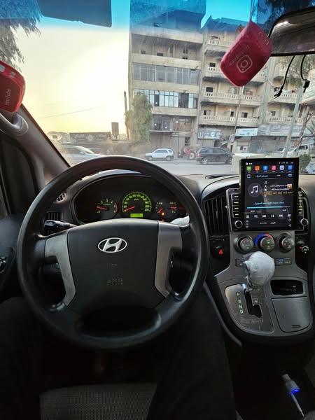 هيونداي اتش ون 2009 - صورة 2