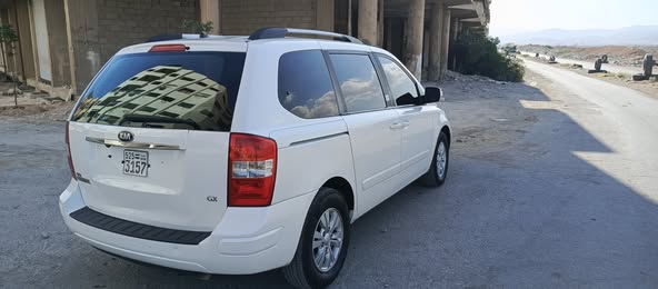 كيا كرنفال 2013 - صورة 4