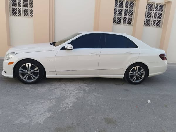 Mercedes-Benz E350 2012 - صورة 3