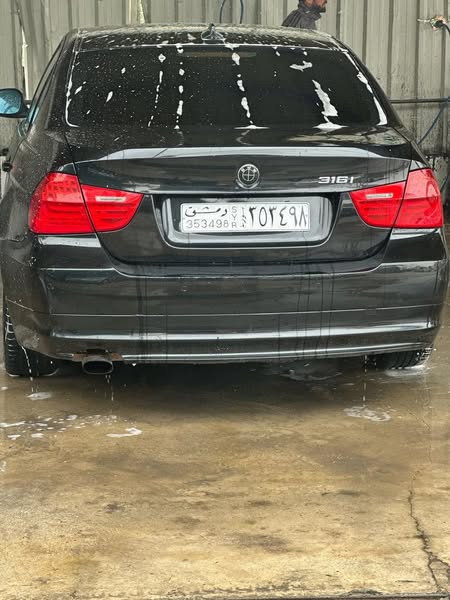 BMW 316i 2011 - صورة 5