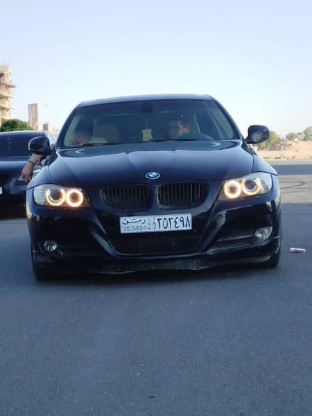 BMW 316i 2011 - صورة 3